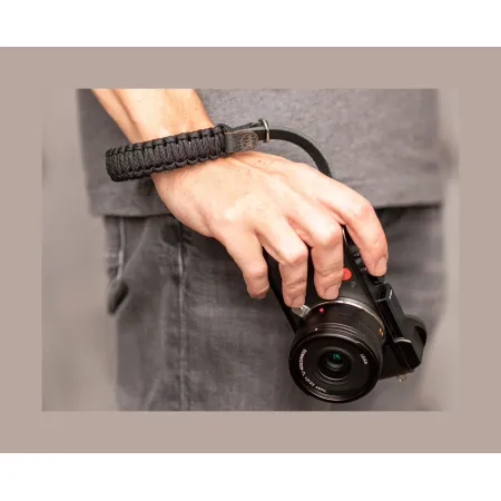 Paracord Handstrap created by COOPH, black/black